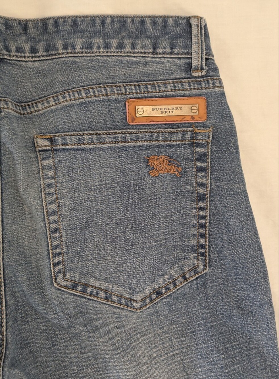 Burberry Vintage Light Blue Slim Straight Jeans with Tan Leather Patch 32x29